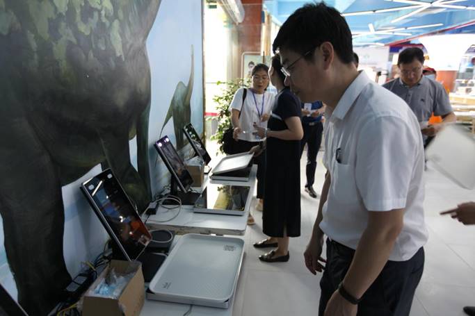 说明: IMG_9027 说明: IMG_9027